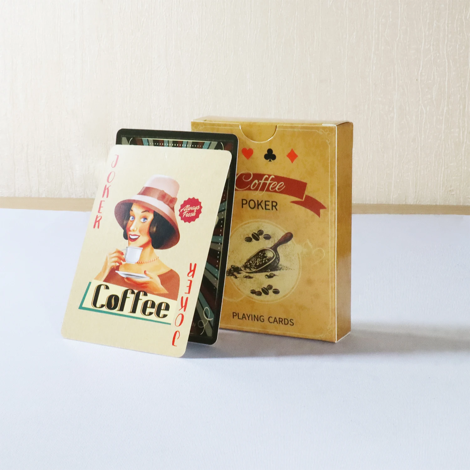 Board Game Vintage - コーヒー用の紙のトランプ,クラシックなポーカーカード,レトロなボードゲーム,ビンテージスタイル,パーティー,コーヒーブレイク,クラブ,54枚のカード