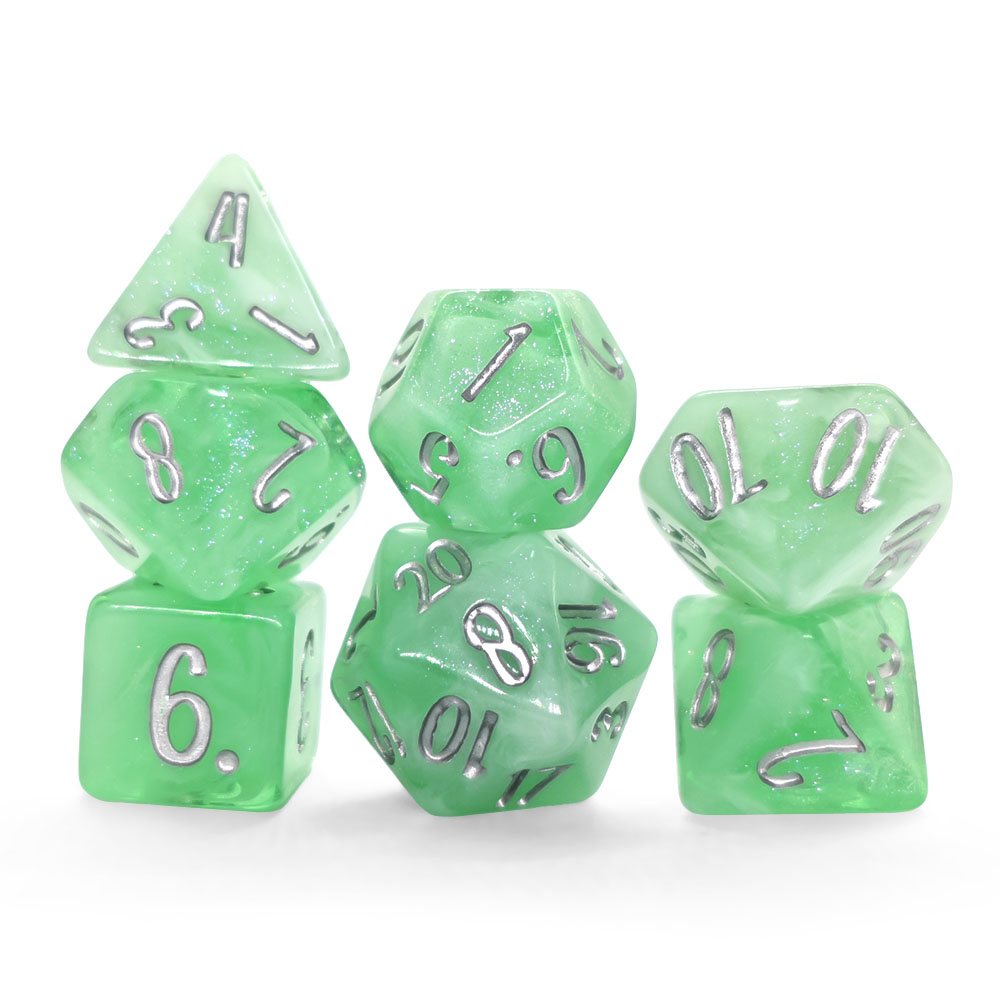 7個入りミントグリーンスワールグリッター多面体DNDダイスセ - Board Game Rpg のレビューと価格