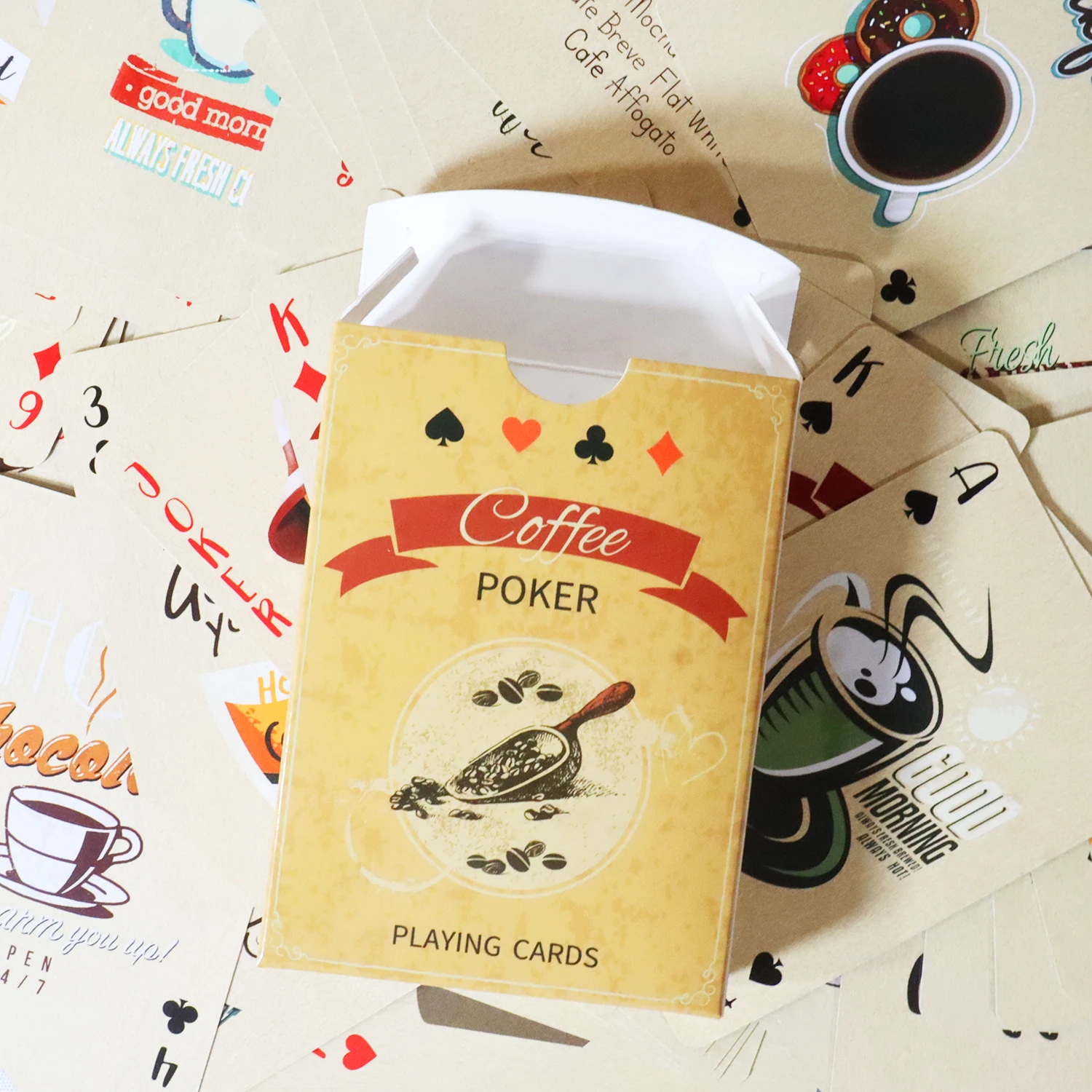 コーヒー用の紙のトランプ,クラシックなポーカーカード,レトロ - Board Game Vintage のレビューと価格